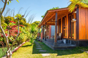 Гостиница Black Lava Hostel and Lodge  Batur Utara